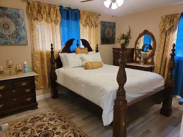 Cozy Oak Street Luxury Stay Port Wentworth United States
